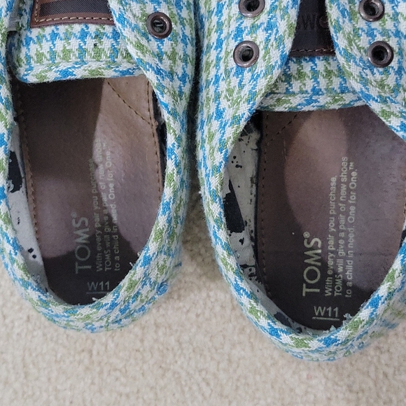 Green/Blue Houndstooth Lace Up TOMS Size 11 - Picture 3 of 4